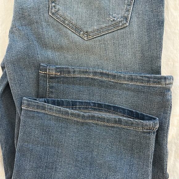 Wit & Wisdom Denim Cutoff Bermuda Shorts Light Blue Distressing NWT Size 2 - Picture 11 of 11